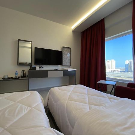 Alfalak Hotel Seeb Exterior foto