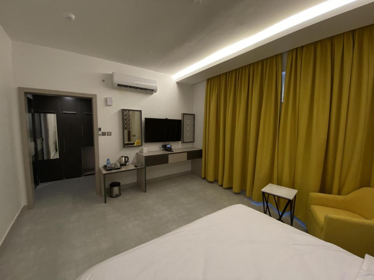 Alfalak Hotel Seeb Exterior foto