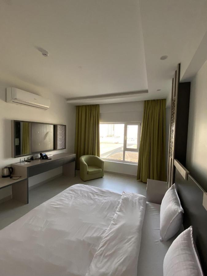 Alfalak Hotel Seeb Exterior foto
